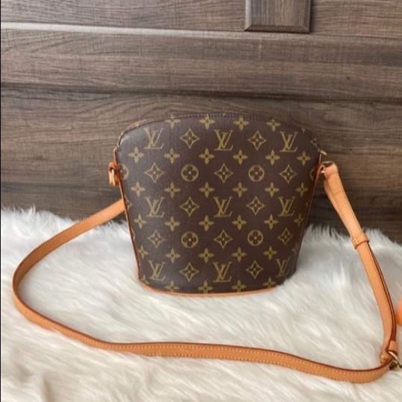 Drouot Crossbody/Shoulder bag
Date code: VI0091
Made in France 🇫🇷 - Picture 2 of 16